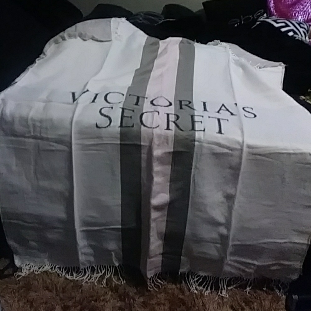 NTWO Blanket VICTORIA SECRET